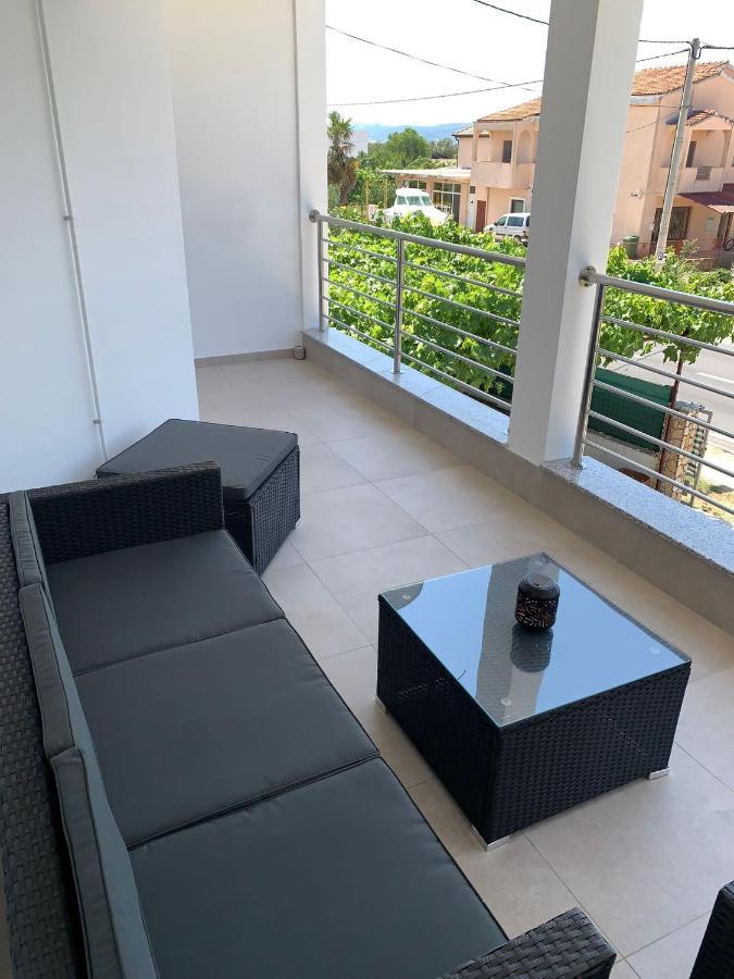 Appartement Vila Fajen Sukosan Luaran gambar